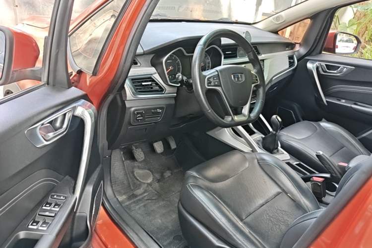 Used Geely Auto Vision X3 2017 1.5L Manual Elite Model Driver Seat