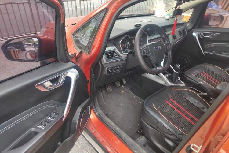 Used Geely Auto Vision X3 2017 1.5L Manual Luxury Model Driver Seat