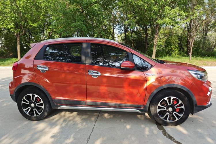 Used Geely Auto Vision X3 2017 1.5L Automatic Luxury Model Exterior 2