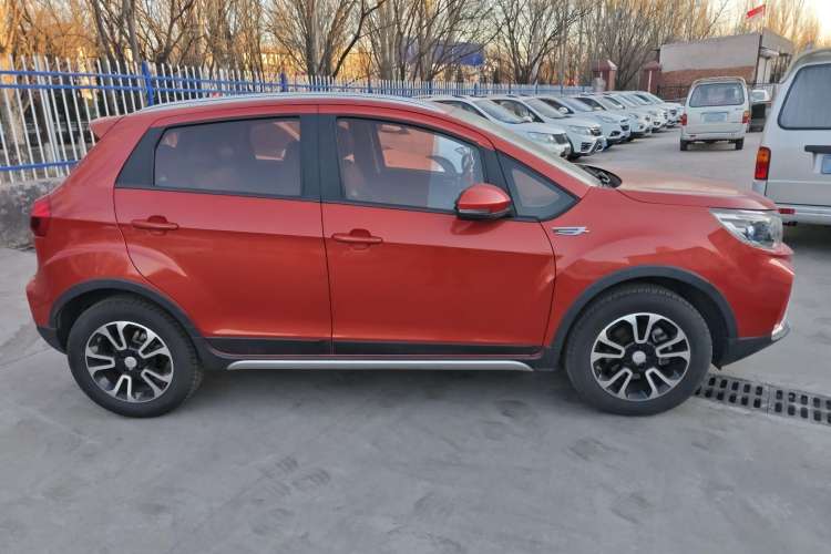 Used Geely Auto Vision X3 2017 1.5L Manual Elite Model Exterior 2