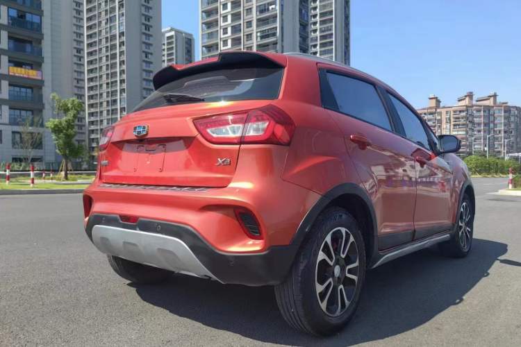 Used Geely Auto Vision X3 2017 1.5L Manual Luxury Model Exterior 4