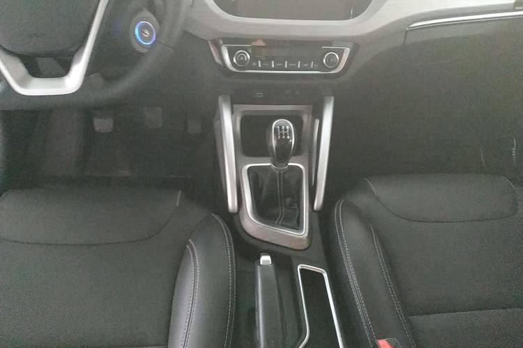 Used Geely Auto Vision X3 2017 1.5L Manual Elite Model Gear Lever