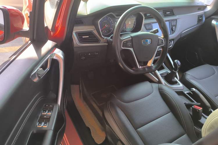 Used Geely Auto Vision X3 2017 1.5L Manual Luxury Model Interior 2