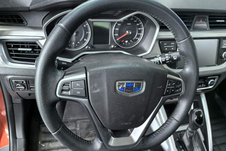 Used Geely Auto Vision X3 2017 1.5L Automatic Luxury Model Interior 2