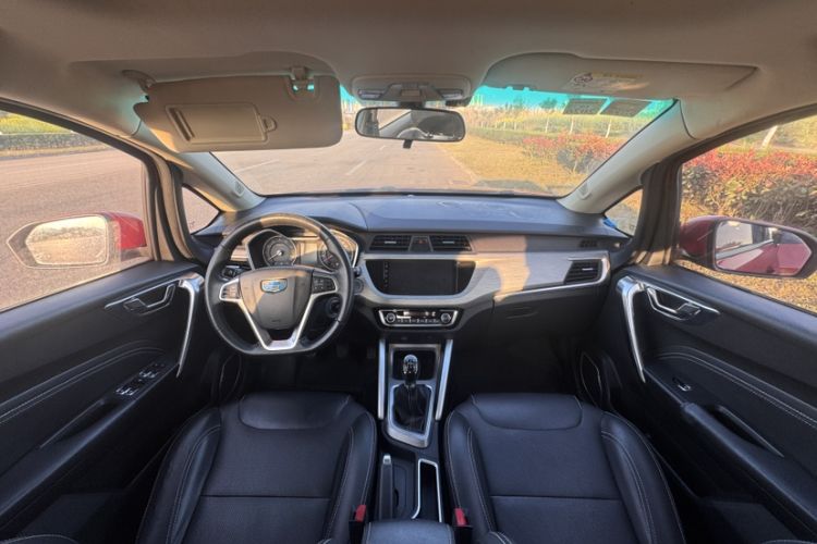 Used Geely Auto Vision X3 2017 1.5L Manual Luxury Model Interior 3