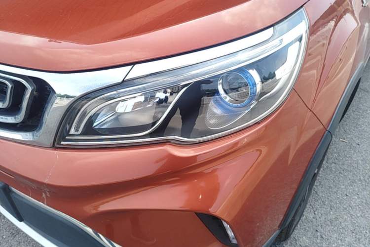 Used Geely Auto Vision X3 2017 1.5L Manual Luxury Model Left Front Headlight