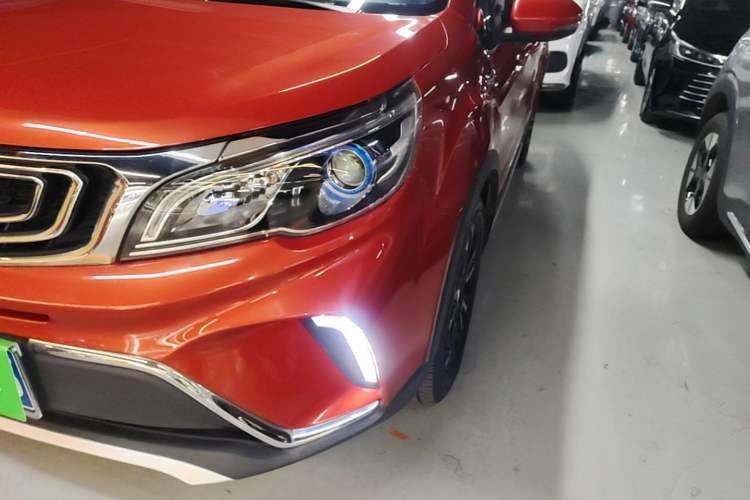 Used Geely Auto Vision X3 2017 1.5L Automatic Luxury Model Left Front Headlight