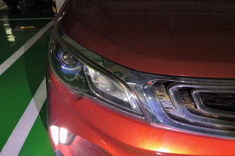 Used Geely Auto Vision X3 2017 1.5L Automatic Luxury Model Right Front Headlight