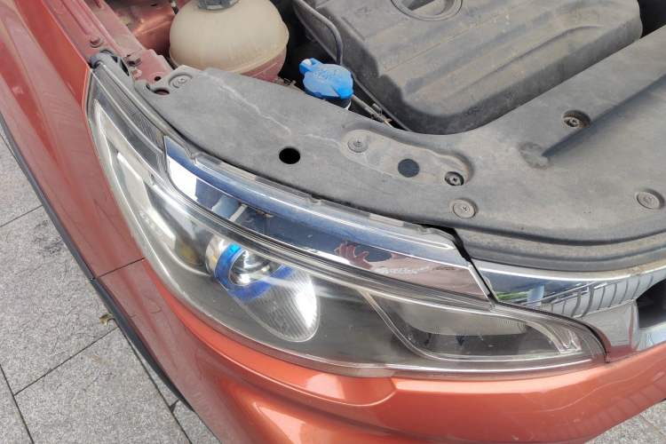 Used Geely Auto Vision X3 2017 1.5L Manual Luxury Model Right Front Headlight