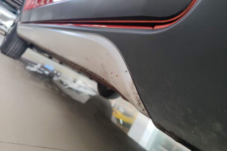 Used Geely Auto Vision X3 2017 1.5L Manual Luxury Model Right Side Sill