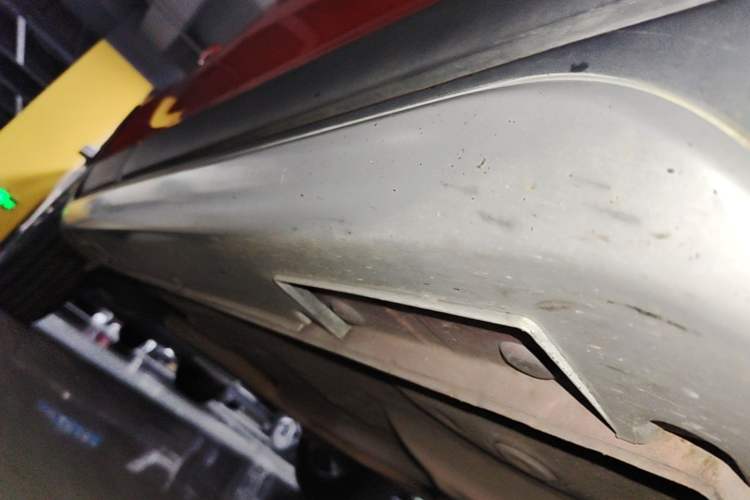 Used Geely Auto Vision X3 2017 1.5L Automatic Luxury Model Right Side Sill