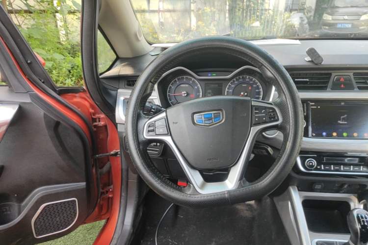 Used Geely Auto Vision X3 2017 1.5L Manual Elite Model Steering Wheel