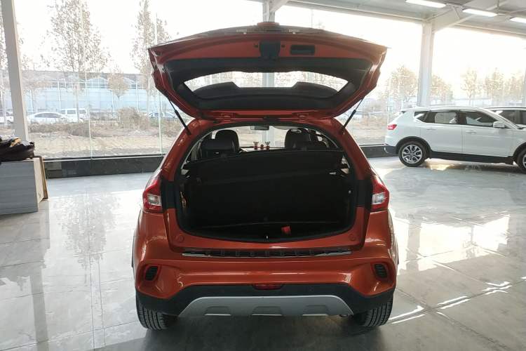 Used Geely Auto Vision X3 2017 1.5L Manual Elite Model Trunk
