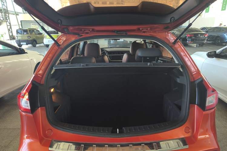 Used Geely Auto Vision X3 2017 1.5L Automatic Elite Model Trunk