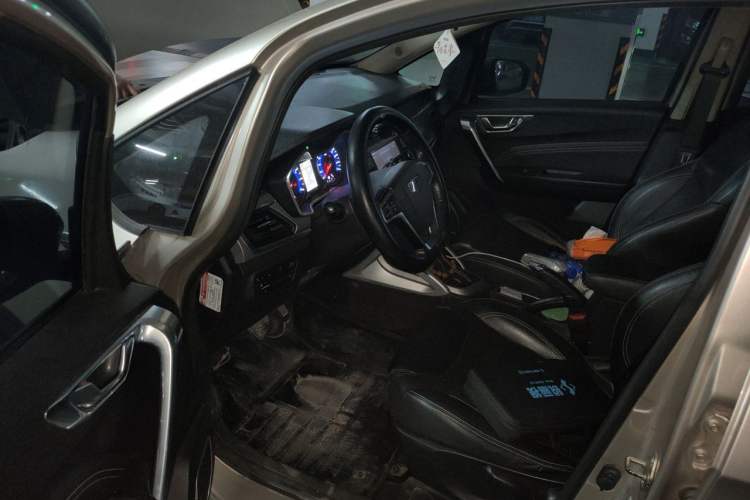 Used Geely Auto Vision X3 2017 1.5L Automatic Luxury Model Driver Seat
