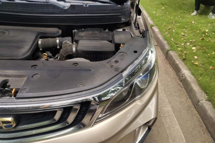 Used Geely Auto Vision X3 2017 1.5L Automatic Luxury Model Engine Bay Left