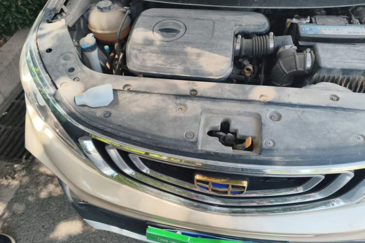 Used Geely Auto Vision X3 2017 1.5L Automatic Luxury Model Engine Bay Right