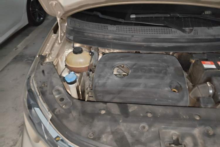 Used Geely Auto Vision X3 2017 1.5L Manual Elite Model Engine Bay Right