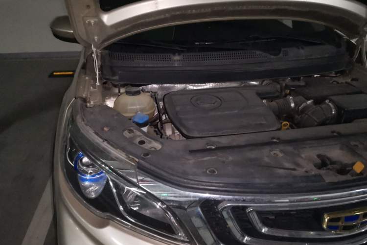 Used Geely Auto Vision X3 2017 1.5L Automatic Elite Model Engine Bay Right