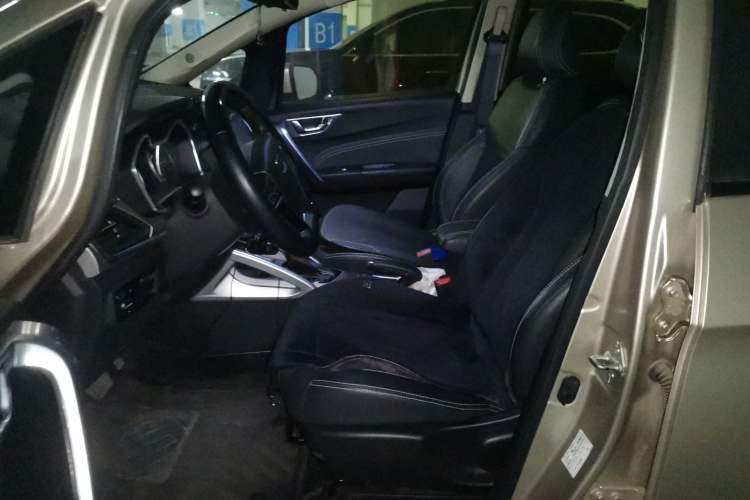 Used Geely Auto Vision X3 2017 1.5L Automatic Elite Model Left Front Seat