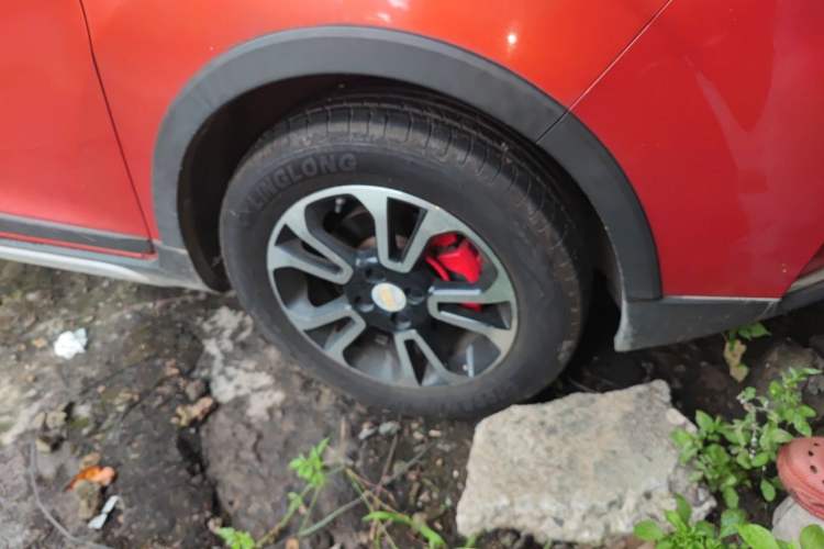 Used Geely Auto Vision X3 2017 1.5L Automatic Luxury Model Right Front Wheel Hub