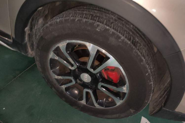 Used Geely Auto Vision X3 2017 1.5L Automatic Luxury Model Right Front Wheel Hub
