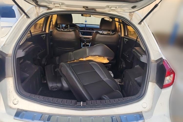 Used Geely Auto Vision X3 2017 1.5L Automatic Elite Model Trunk