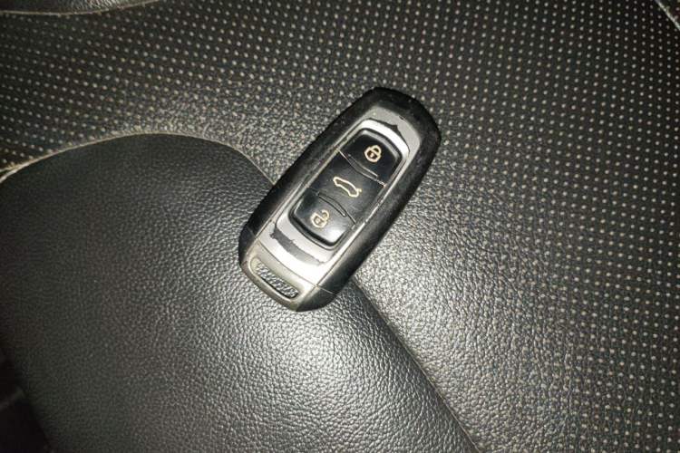Used Geely Auto Vision X3 2017 1.5L Automatic Luxury Model Vehicle Key