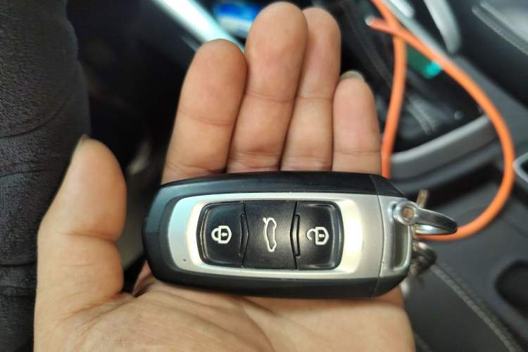 Used Geely Auto Vision X3 2017 1.5L Automatic Luxury Model Vehicle Key