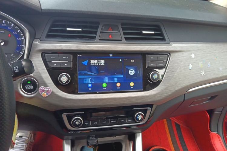 Used Geely Auto Vision X3 2017 1.5L Automatic Elite Model Audio And AC Panel