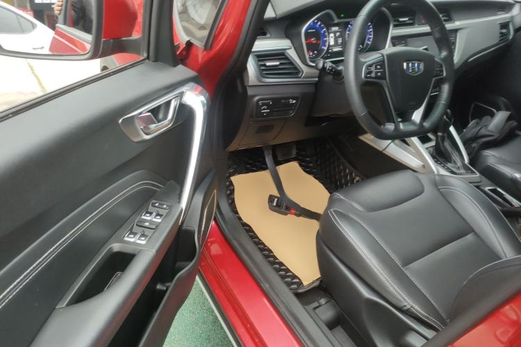 Used Geely Auto Vision X3 2017 1.5L Automatic Elite Model Driver Seat
