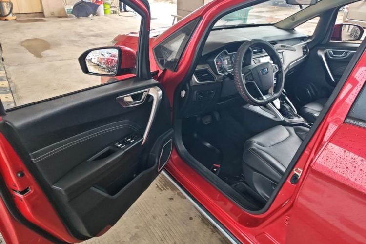 Used Geely Auto Vision X3 2017 1.5L Automatic Luxury Model Driver Seat