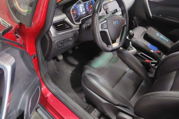 Used Geely Auto Vision X3 2017 1.5L Manual Elite Model Driver Seat