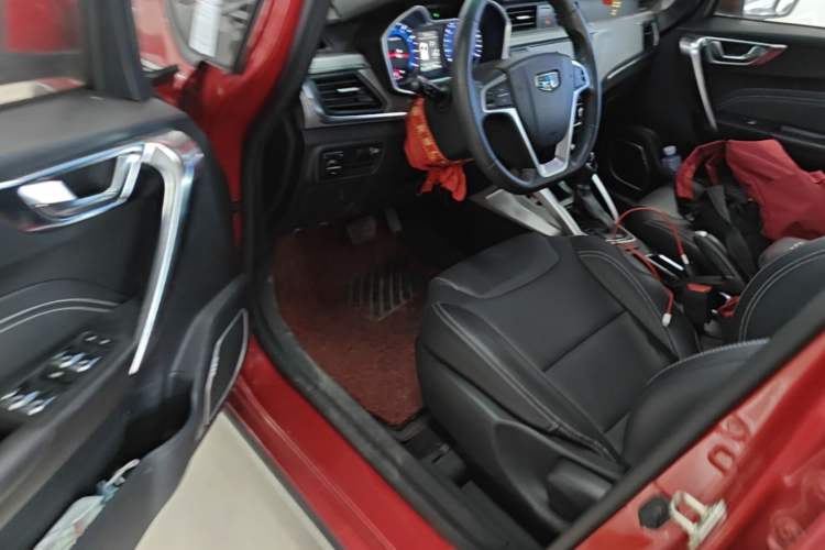 Used Geely Auto Vision X3 2017 1.5L Automatic Elite Model Driver Seat