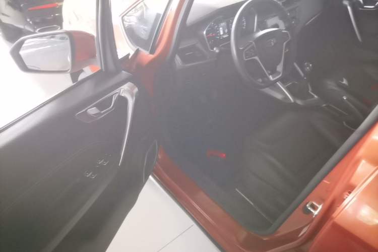Used Geely Auto Vision X3 2017 1.5L Manual Luxury Model Driver Seat