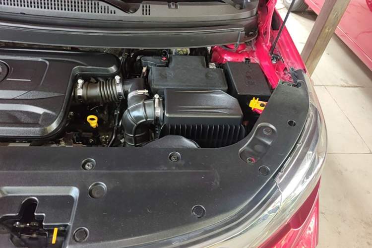 Used Geely Auto Vision X3 2017 1.5L Automatic Elite Model Engine Bay Left