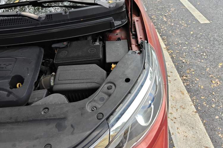 Used Geely Auto Vision X3 2017 1.5L Manual Elite Model Engine Bay Left