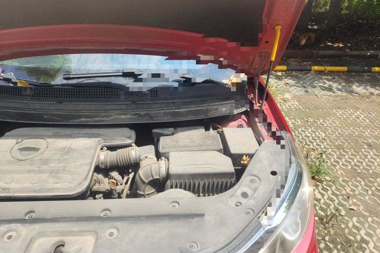 Used Geely Auto Vision X3 2017 1.5L Automatic Luxury Model Engine Bay Left