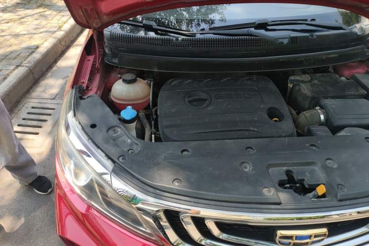 Used Geely Auto Vision X3 2017 1.5L Manual Luxury Model Engine Bay Right