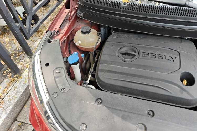 Used Geely Auto Vision X3 2017 1.5L Manual Elite Model Engine Bay Right