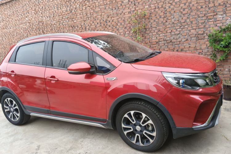 Used Geely Auto Vision X3 2017 1.5L Automatic Elite Model Exterior 2