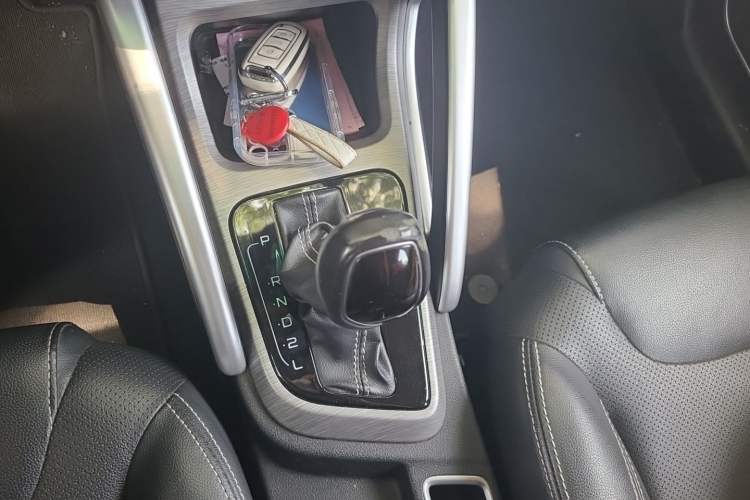 Used Geely Auto Vision X3 2017 1.5L Automatic Luxury Model Gear Lever