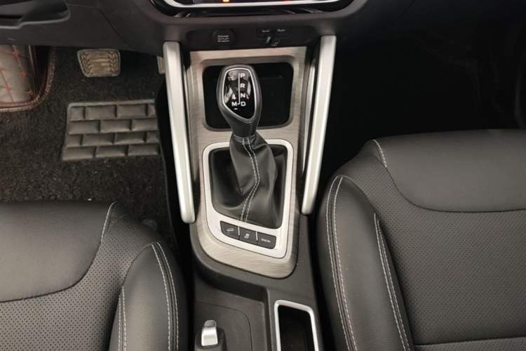 Used Geely Auto Vision X3 2017 1.5L Automatic Luxury Model Gear Lever