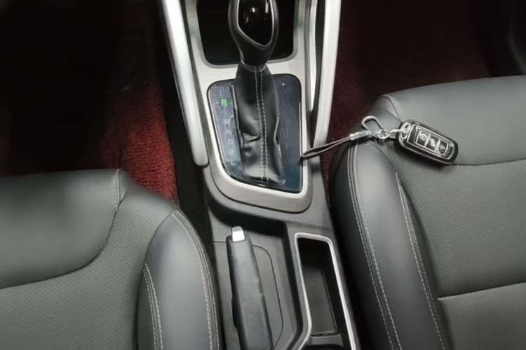 Used Geely Auto Vision X3 2017 1.5L Automatic Luxury Model Gear Lever