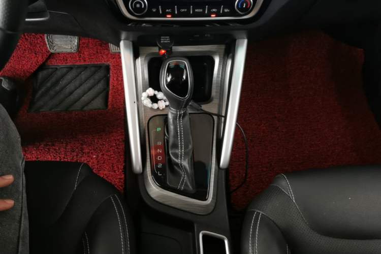 Used Geely Auto Vision X3 2017 1.5L Automatic Elite Model Gear Lever