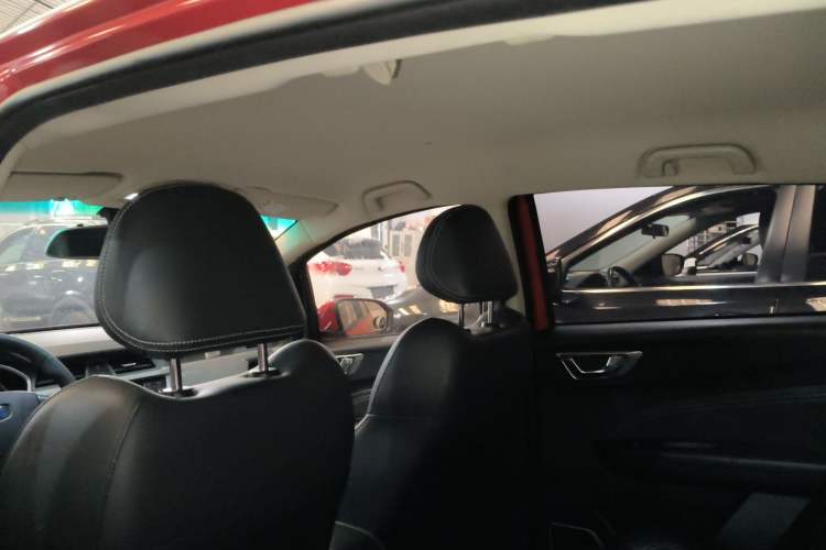 Used Geely Auto Vision X3 2017 1.5L Automatic Elite Model Headliner