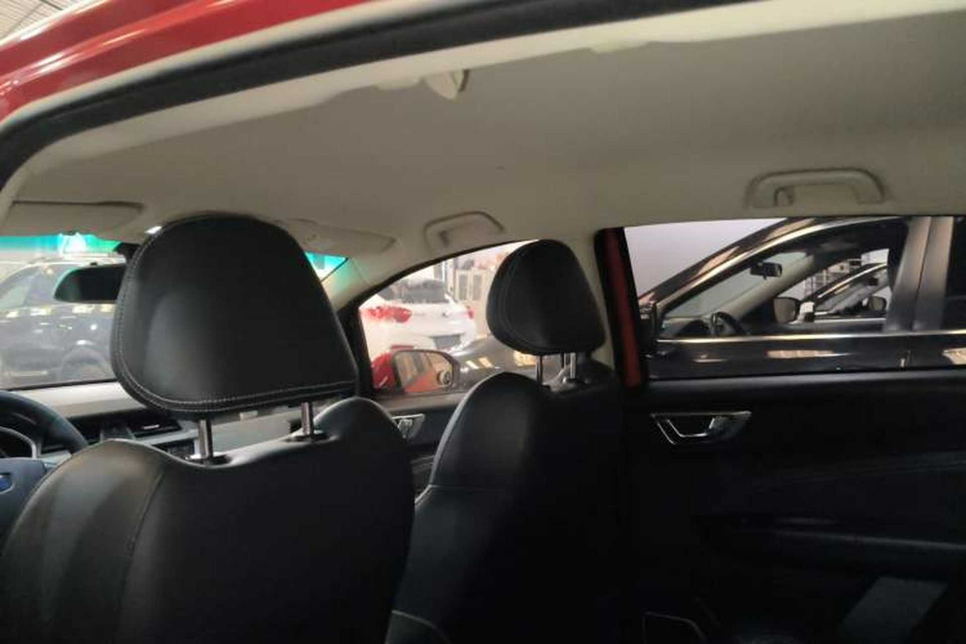 Used Geely Auto Vision X3 2017 1.5L Automatic Elite Model Headliner