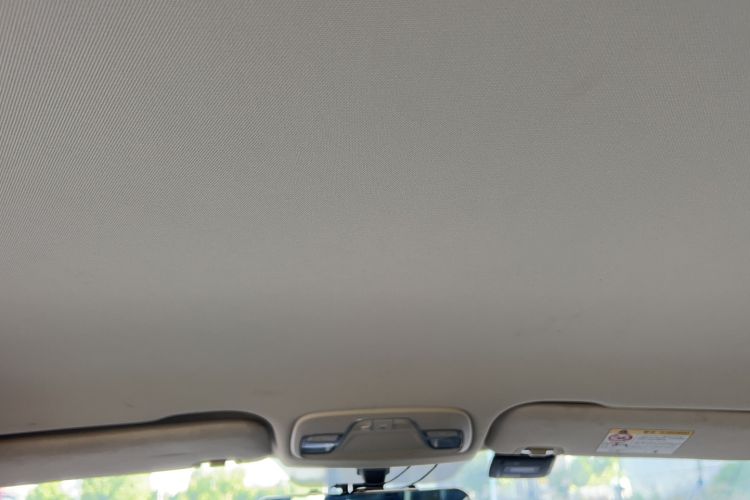Used Geely Auto Vision X3 2017 1.5L Automatic Elite Model Headliner