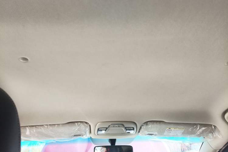Used Geely Auto Vision X3 2017 1.5L Manual Elite Model Headliner