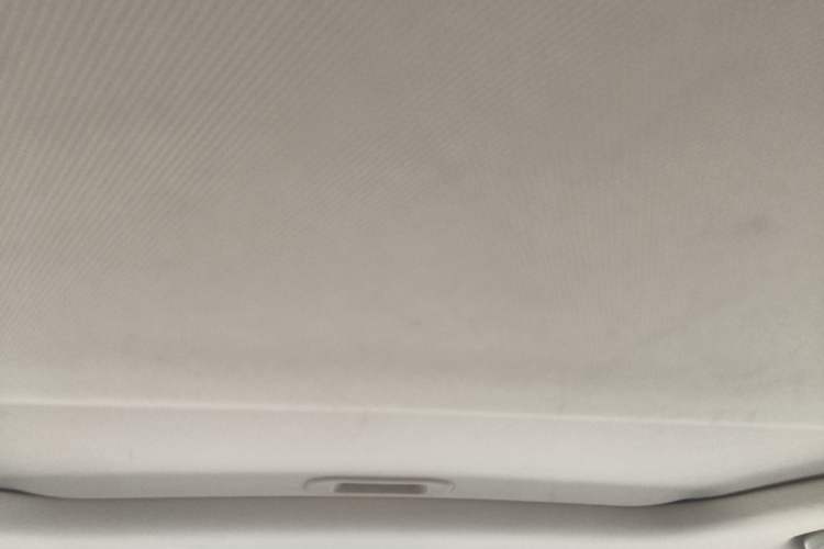 Used Geely Auto Vision X3 2017 1.5L Manual Luxury Model Headliner